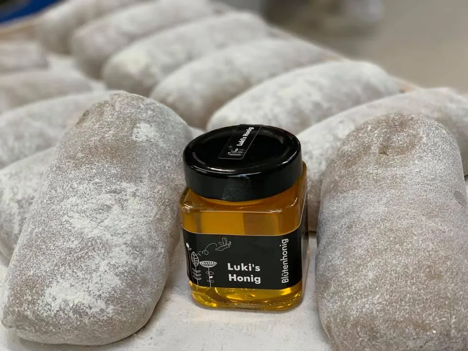 Lebkuchenteig mit Lukis Honig